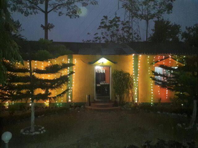 The Mystic Forest - A Tea Garden Resort At Dooars Madari Hat Eksteriør billede